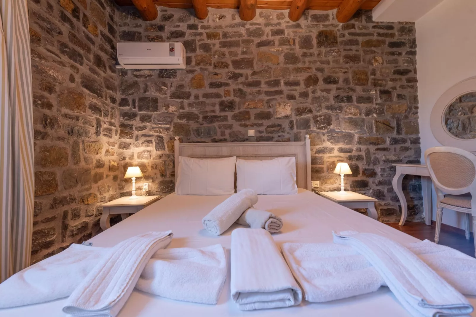 Villa Vilana with private pool-Slaapkamer