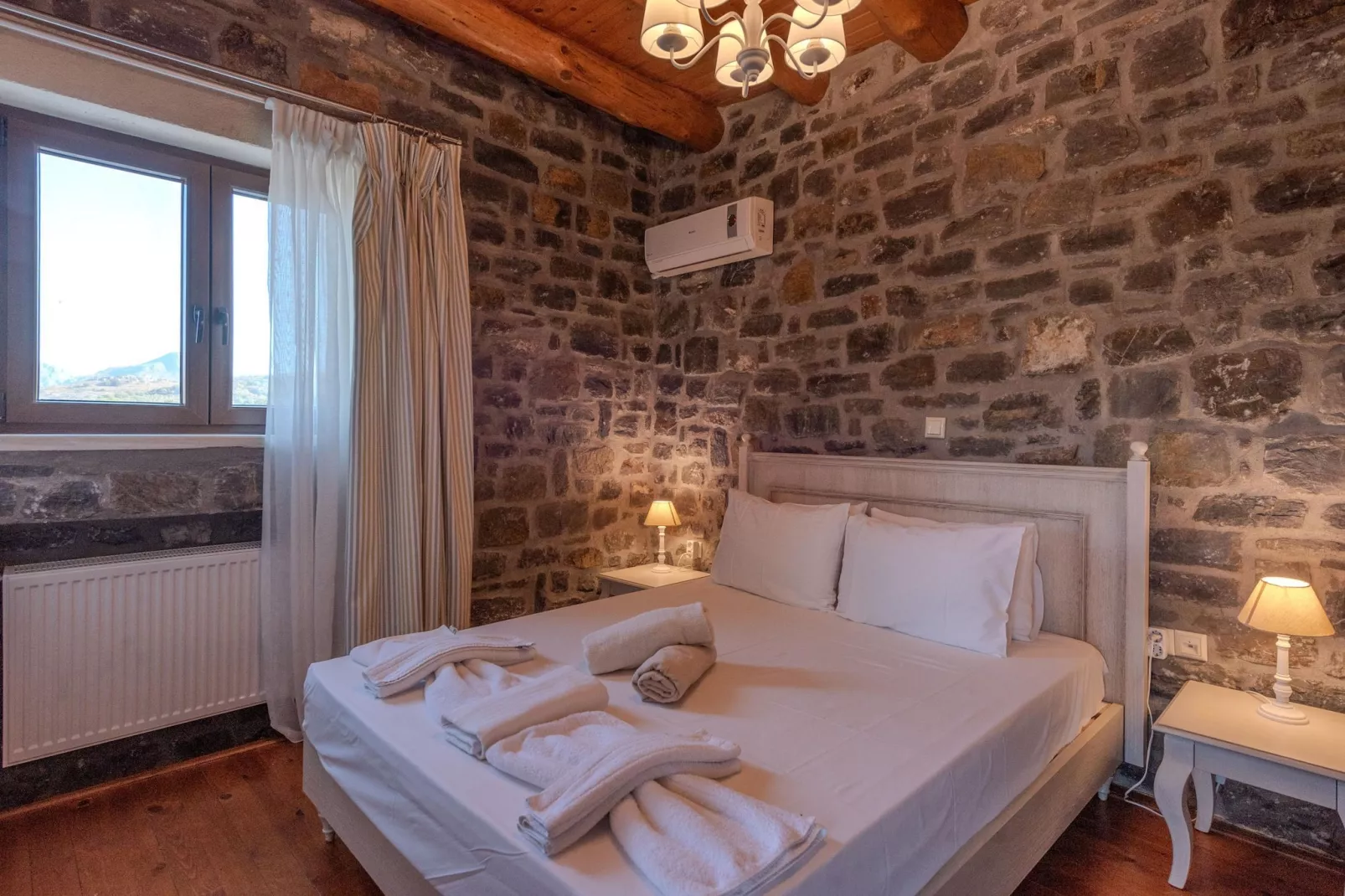 Villa Vilana with private pool-Slaapkamer