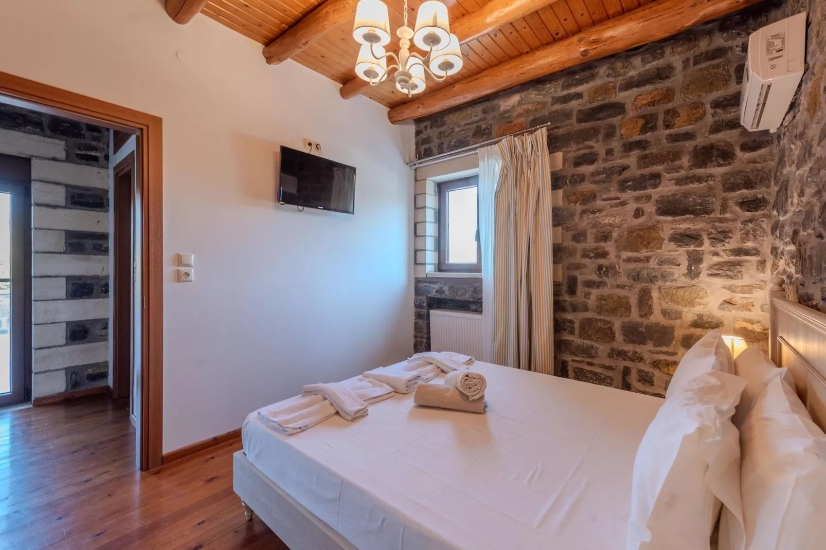 Villa Vilana with private pool-Slaapkamer