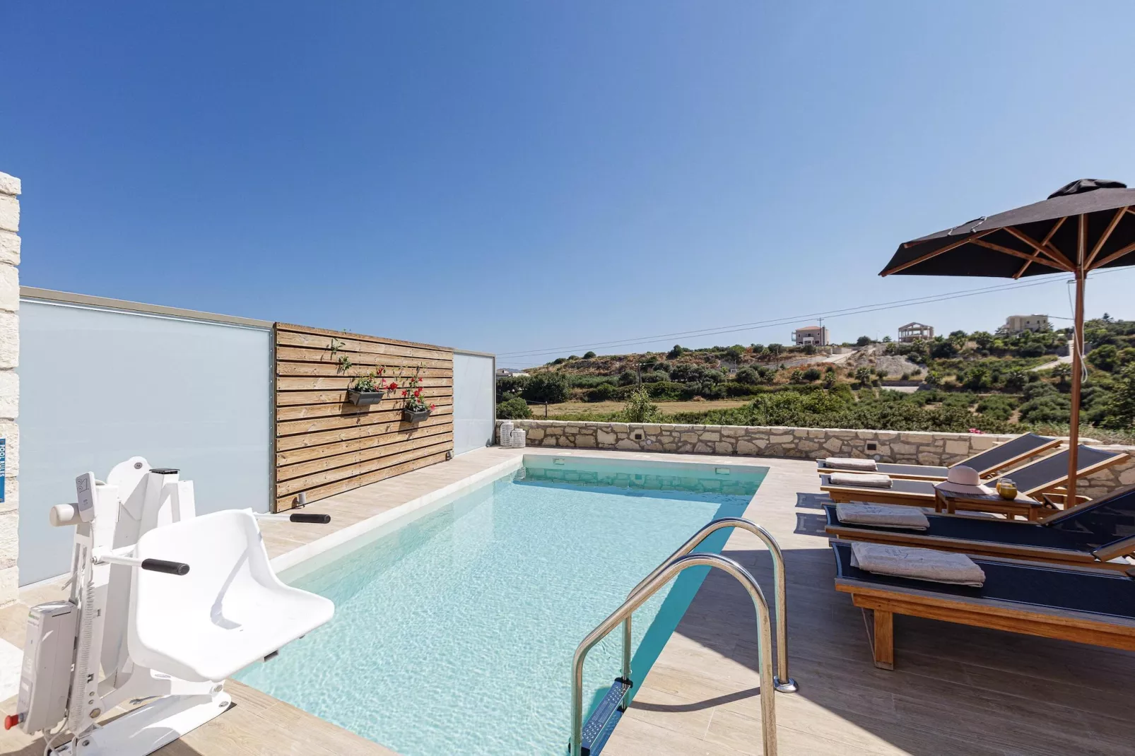 Eveland Accessible Villa 1-Zwembad