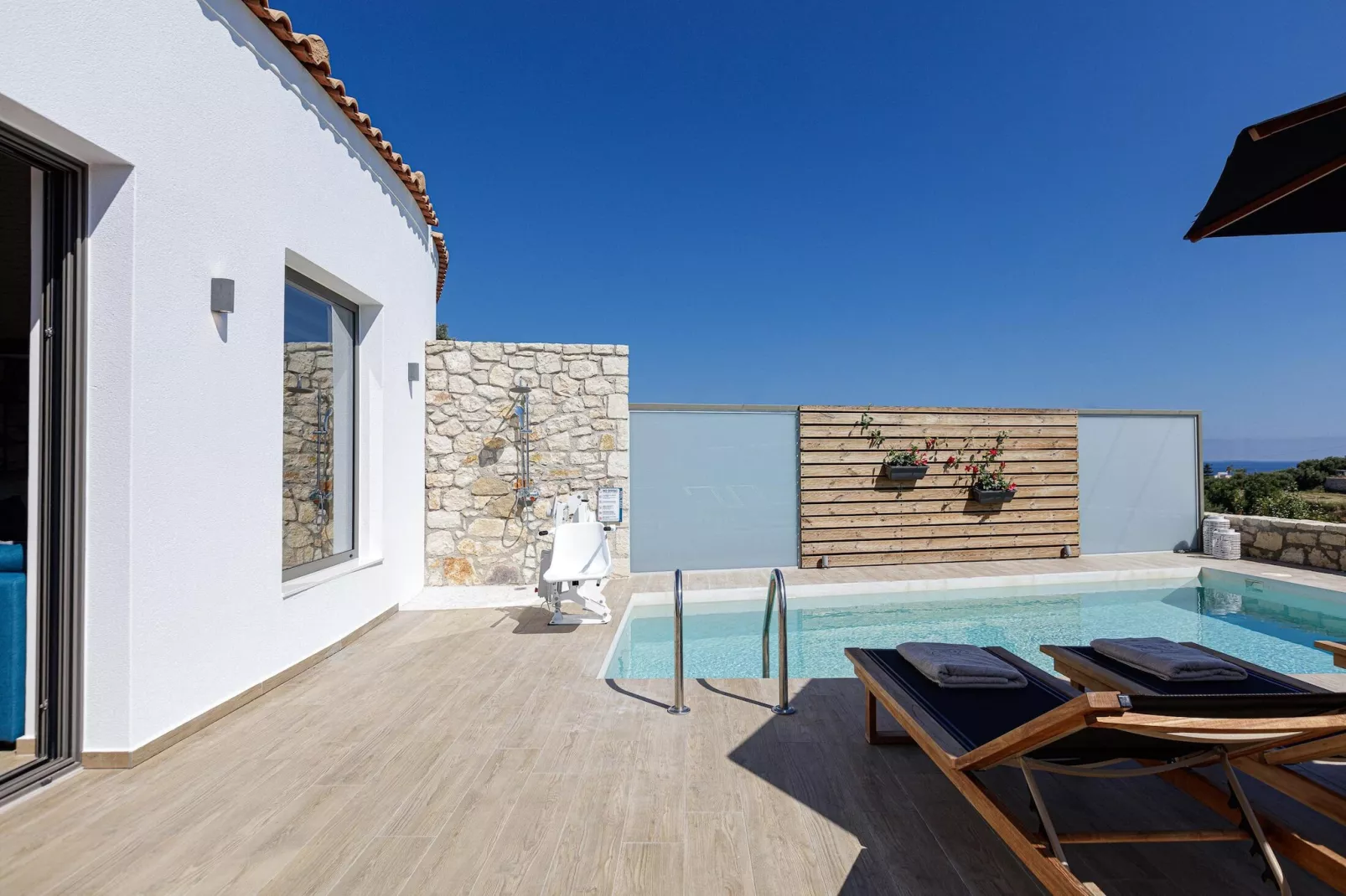 Eveland Accessible Villa 1-Zwembad