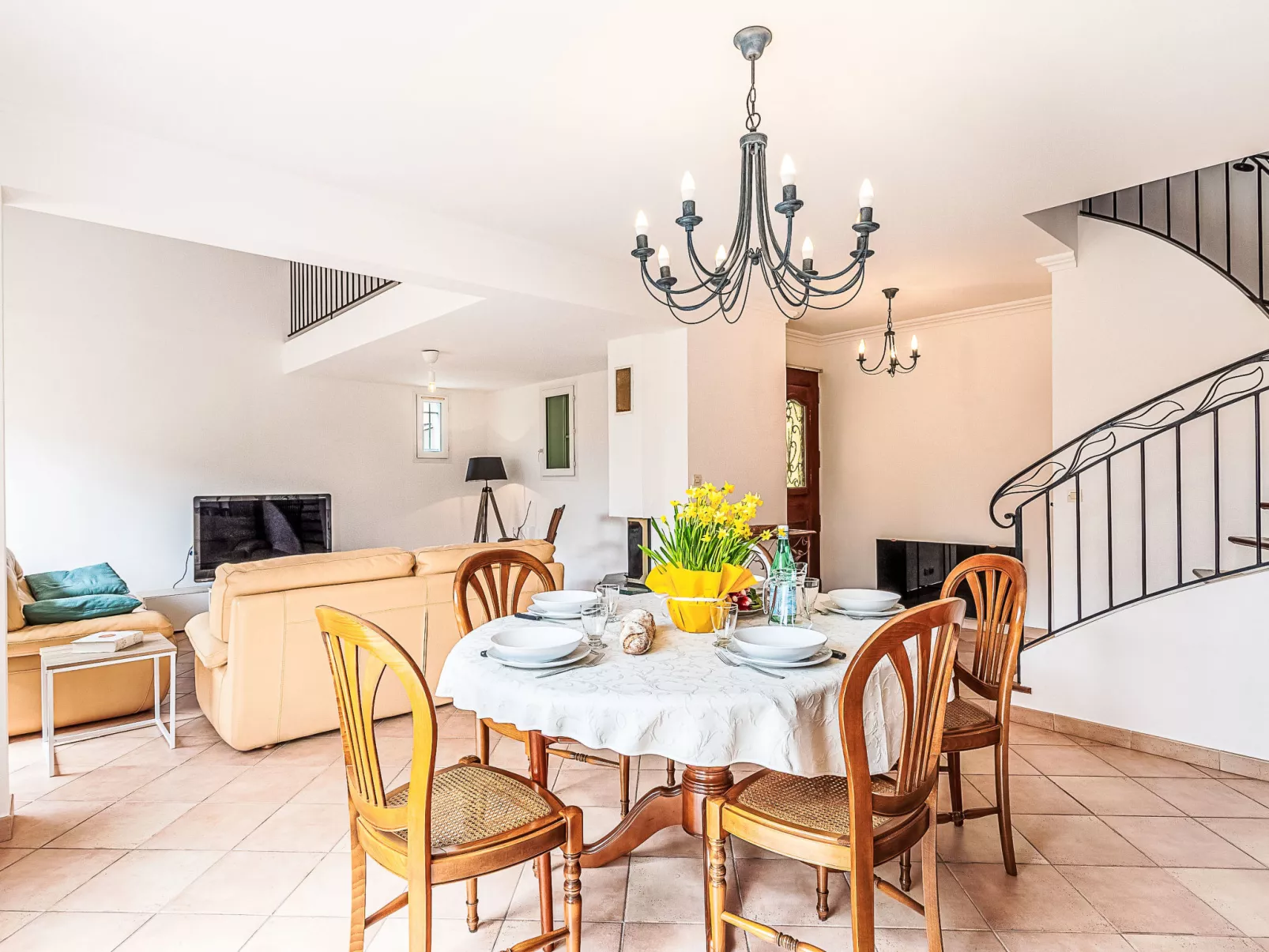 Villa la pivoine-Binnen