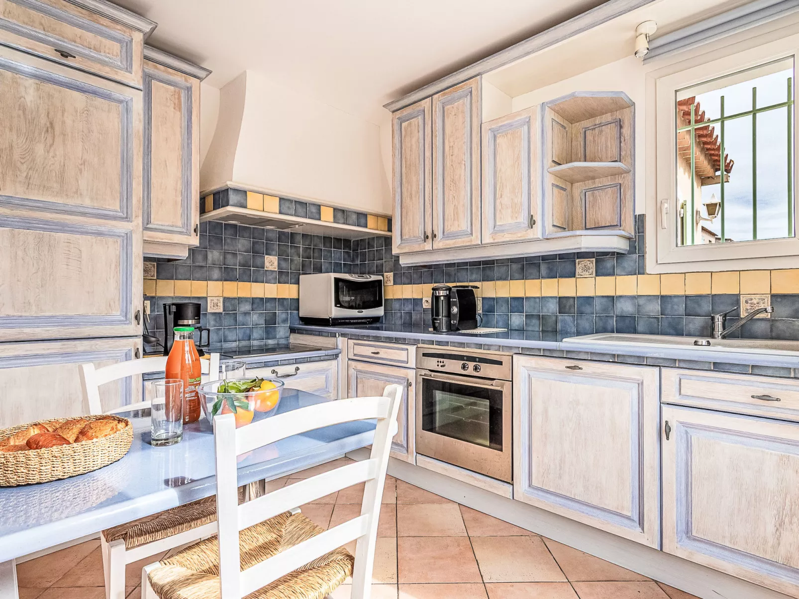Villa la pivoine-Binnen