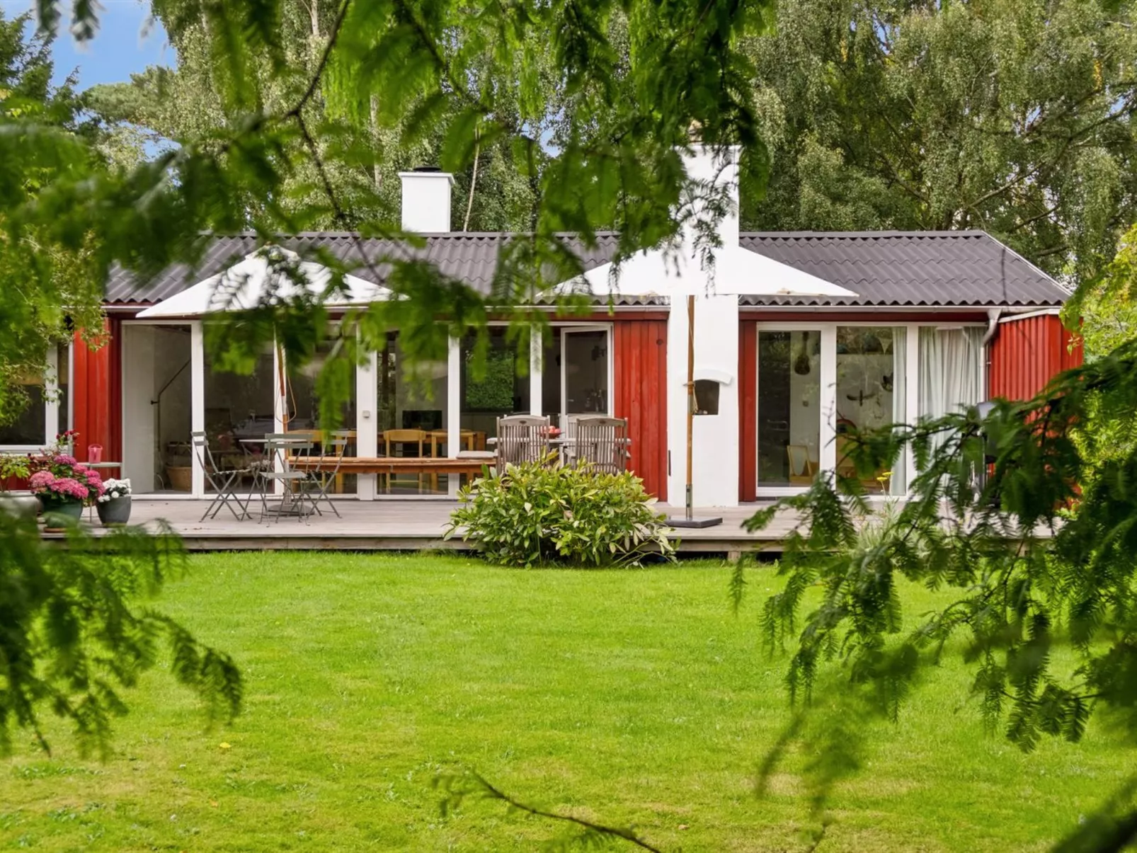 "Lauri" - 2.3km from the sea-Binnen