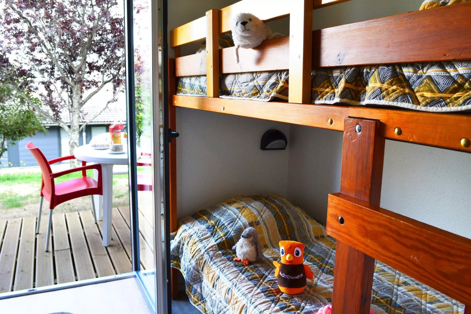 Saint-Julien-Chapteuil - Gîte 2 Pièces 4 Personnes 1  bébé-Slaapkamer
