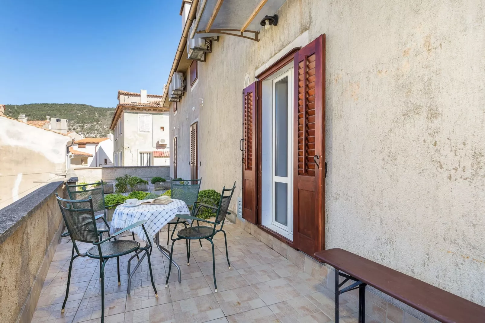 Apartment Varazdin (4+2) - Lungomare Cres-Terras