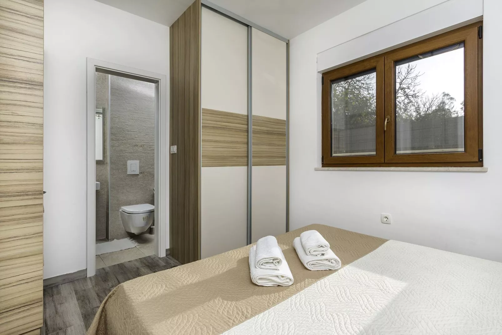 Apartment Volme - Private Pool and Sea View-Slaapkamer