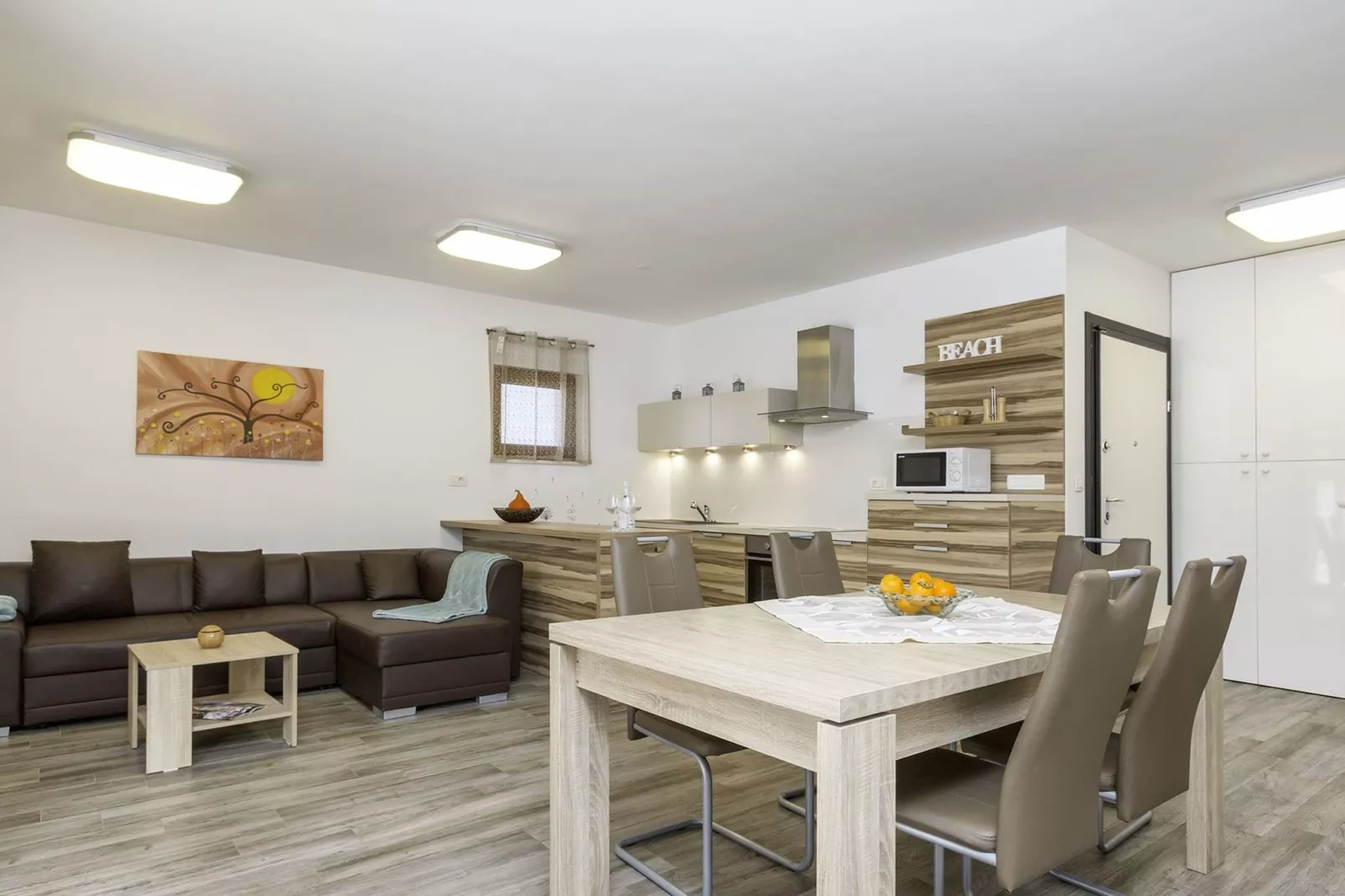 Apartment Volme - Private Pool and Sea View-Eetkamer