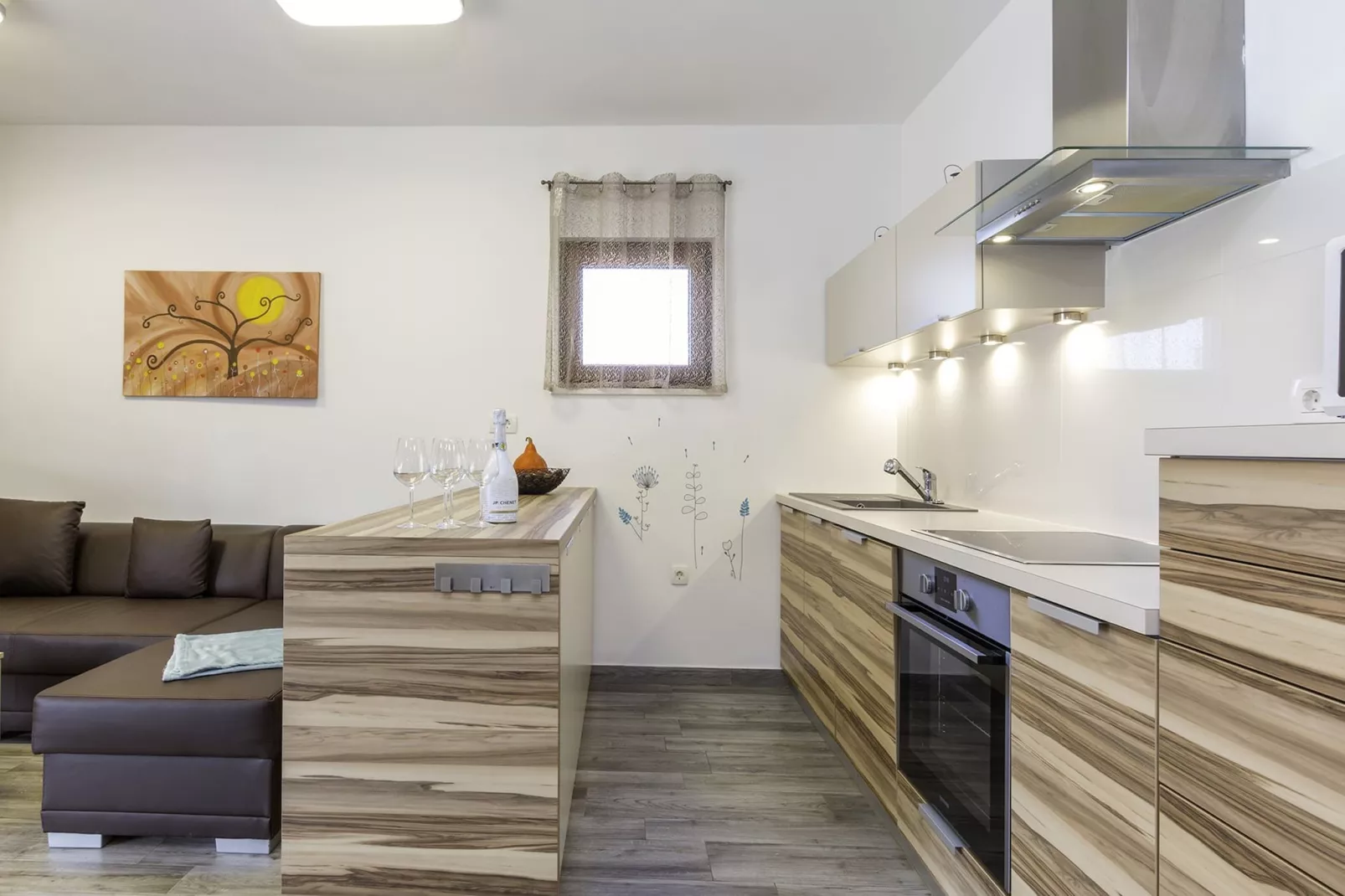 Apartment Volme - Private Pool and Sea View-Keuken