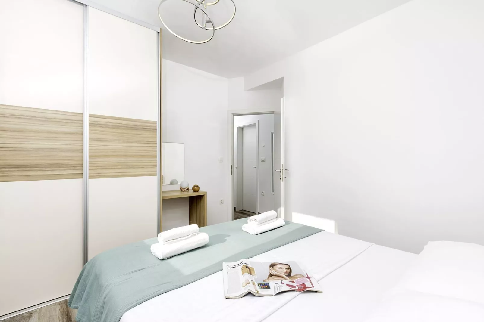 Apartment Volme - Private Pool and Sea View-Slaapkamer
