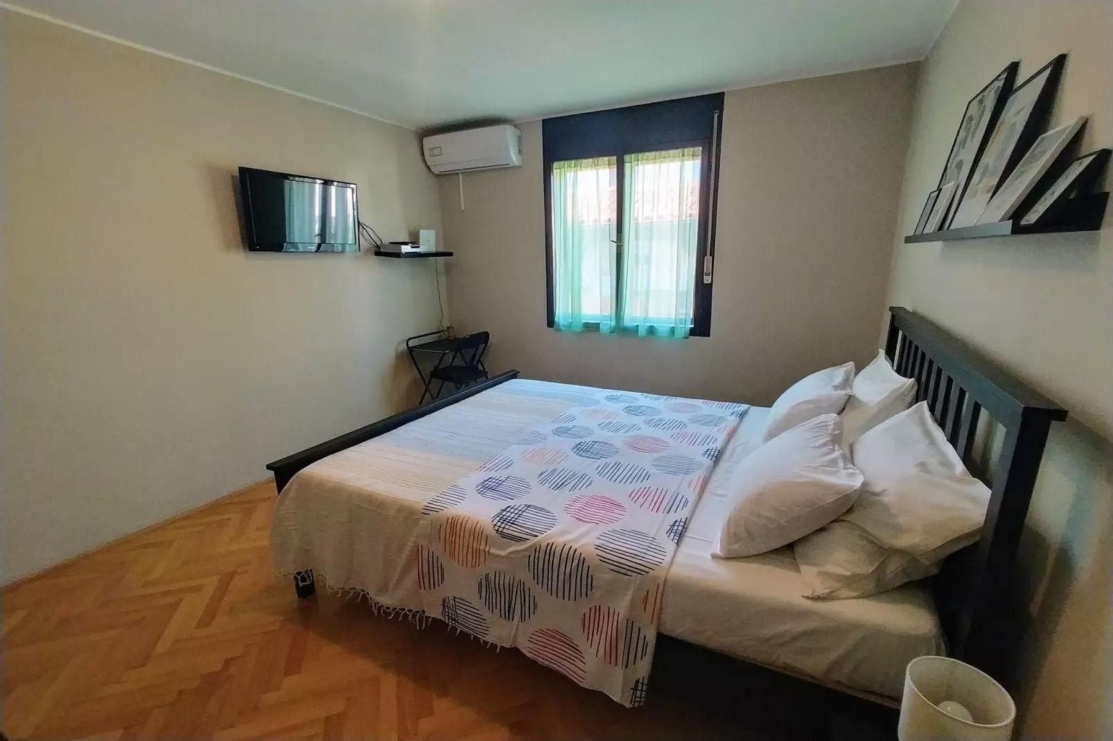 Holiday Home Sabina - Private Pool, BBQ Area-Slaapkamer