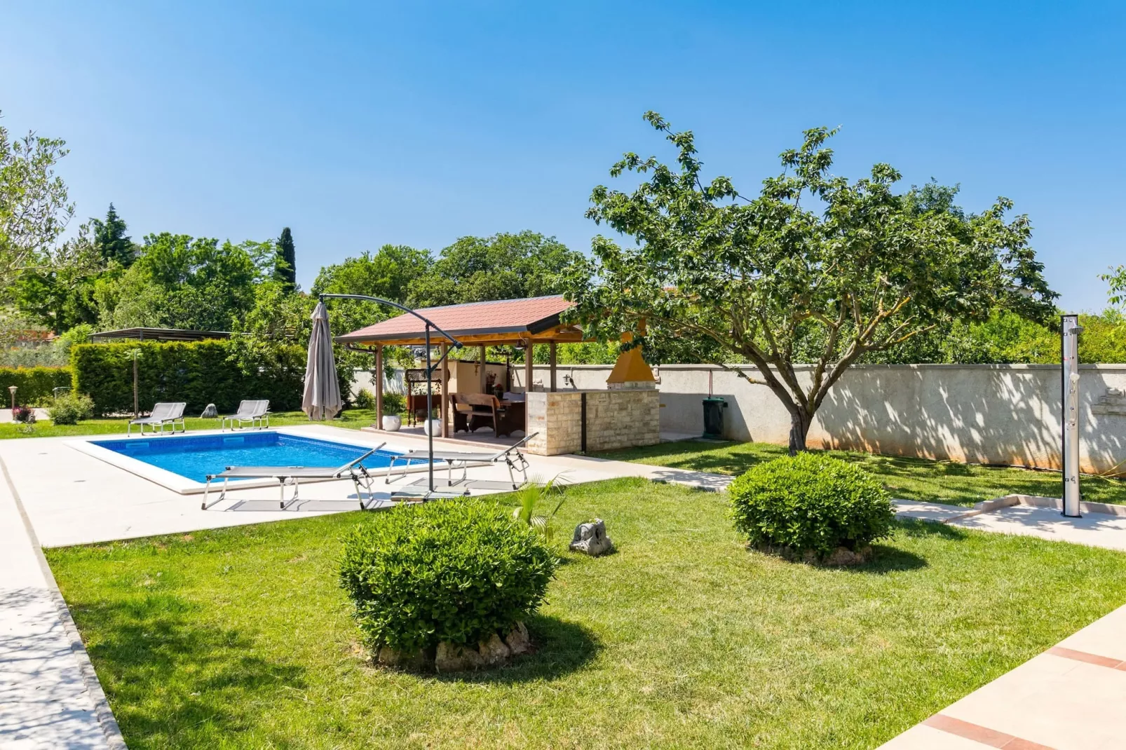 Holiday Home Dolinka with Private Pool-Zwembad