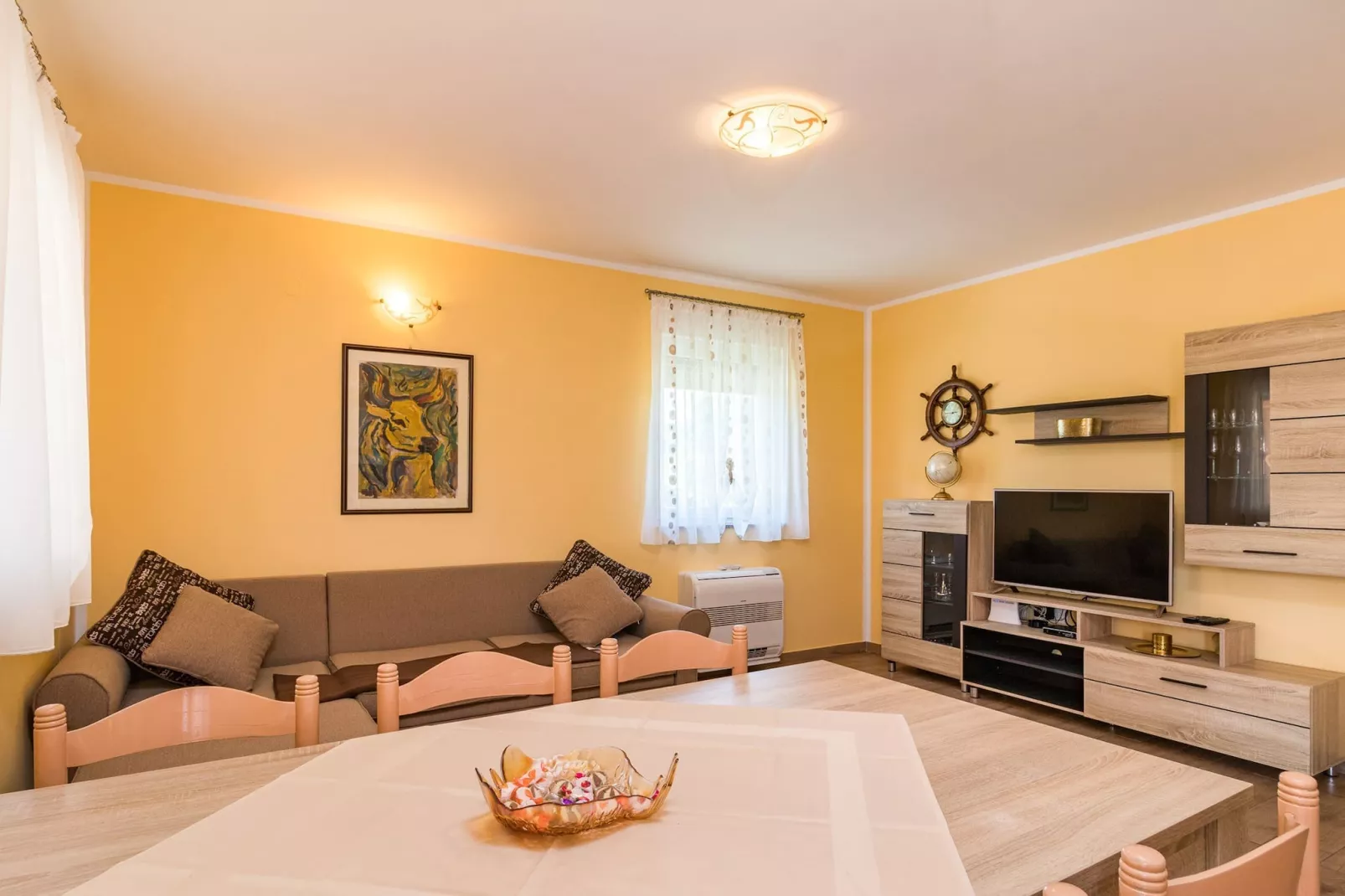Holiday Home Dolinka with Private Pool-Woonkamer