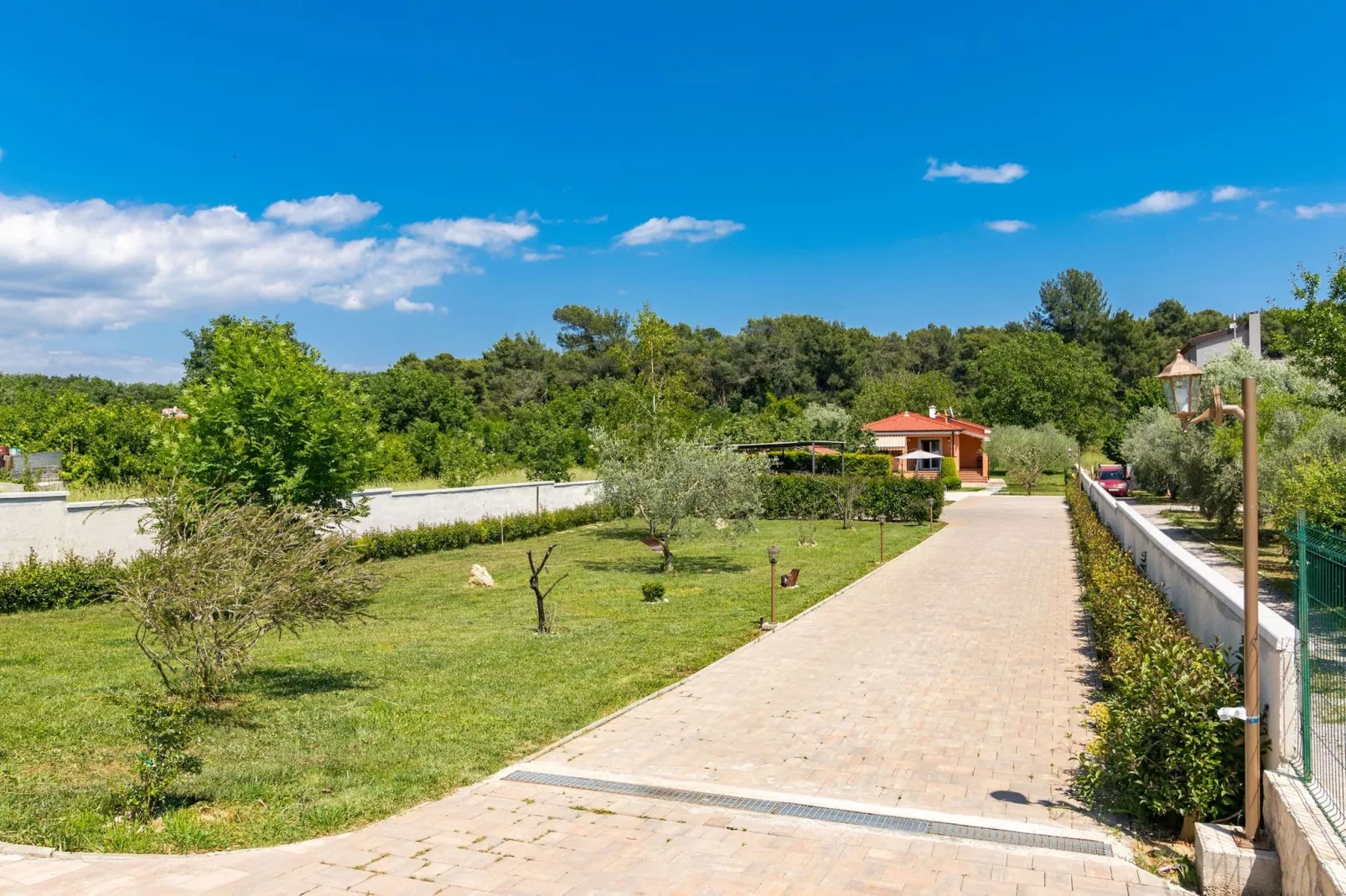 Holiday Home Dolinka with Private Pool-Tuinen zomer
