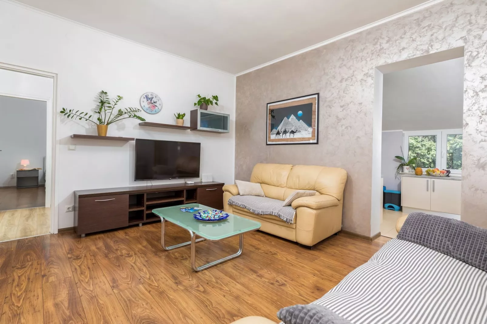 Sabi Relax Zone Apartment - Private Pool & Jacuzzi-Woonkamer