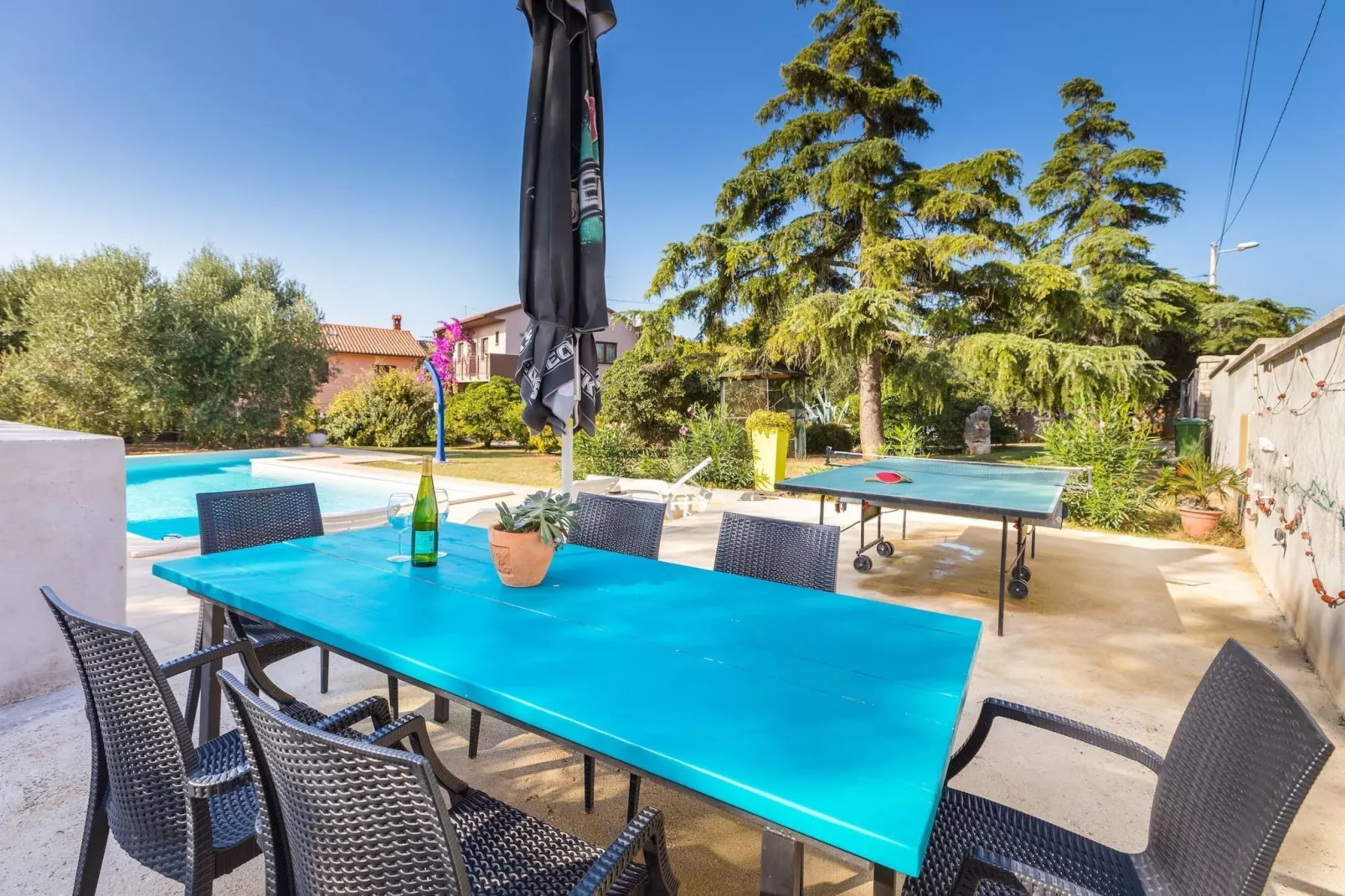 Sabi Relax Zone Apartment - Private Pool & Jacuzzi-Terrasbalkon