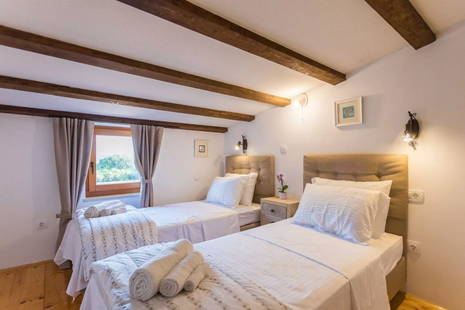 Casa Vala Romana - Big Garden, Jacuzzi, Free Bikes-Slaapkamer