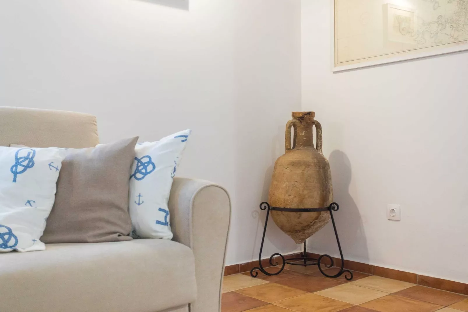 Casa Vala Romana - Big Garden, Jacuzzi, Free Bikes-Woonkamer