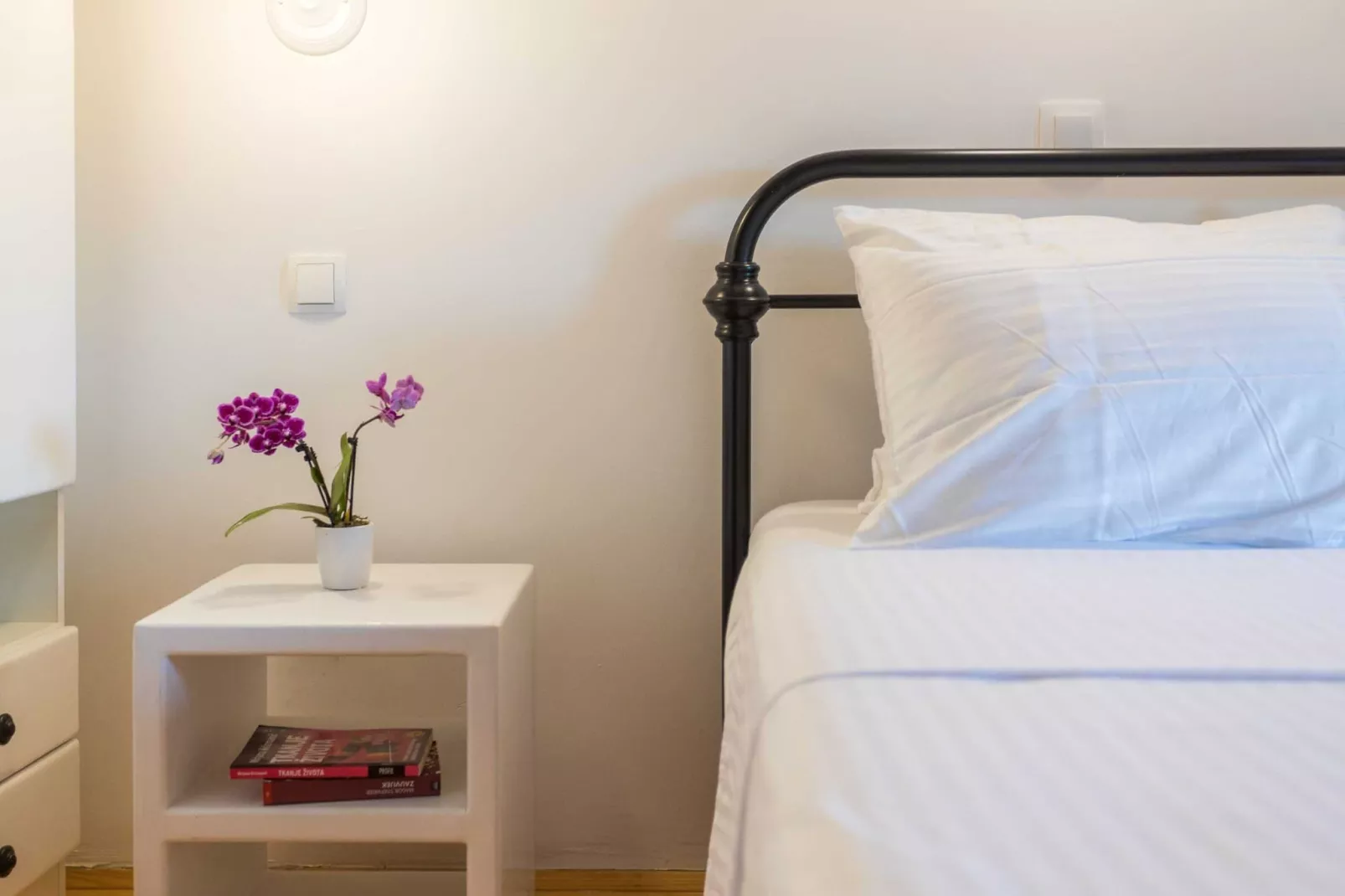 Casa Vala Romana - Big Garden, Jacuzzi, Free Bikes-Slaapkamer