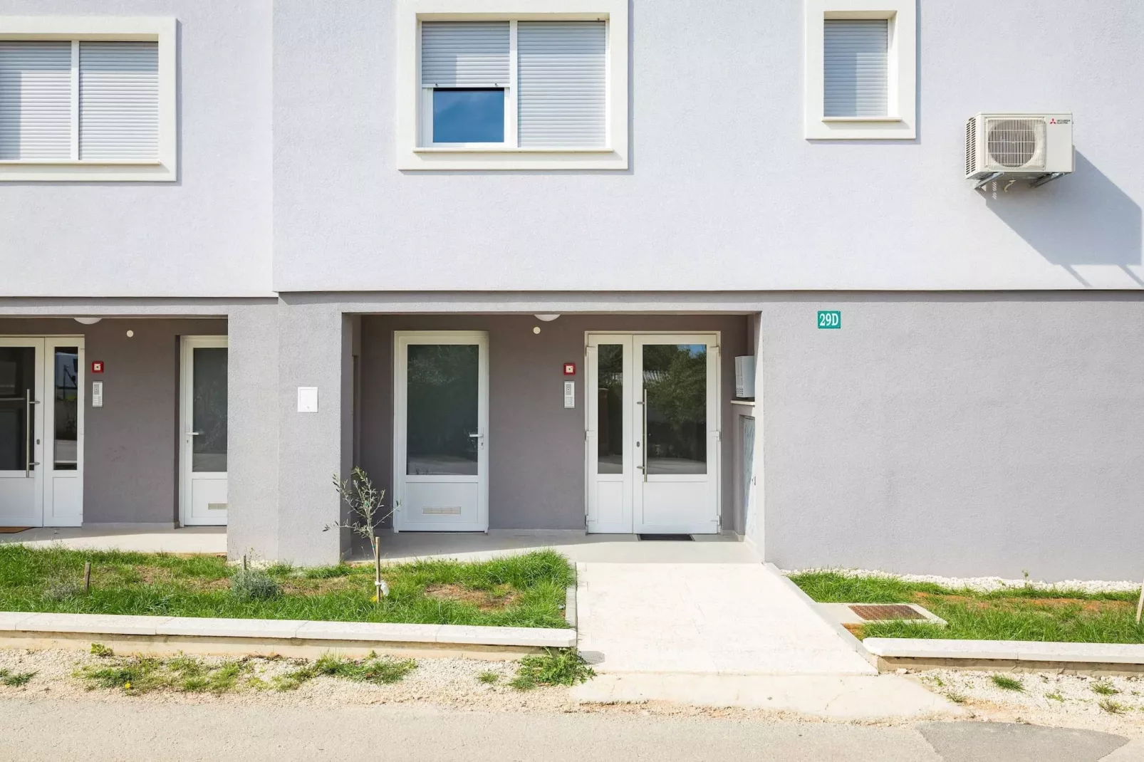 Lana Luxe - One Bedroom Apartment with Balcony-Buitenlucht