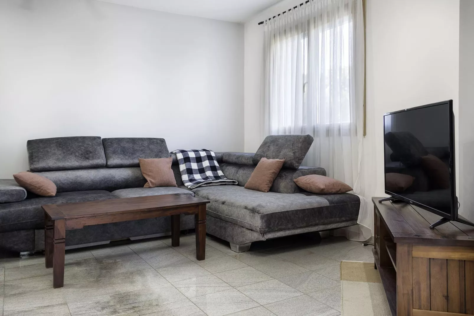Apartment Banjole - 200 m from the Beach-Woonkamer