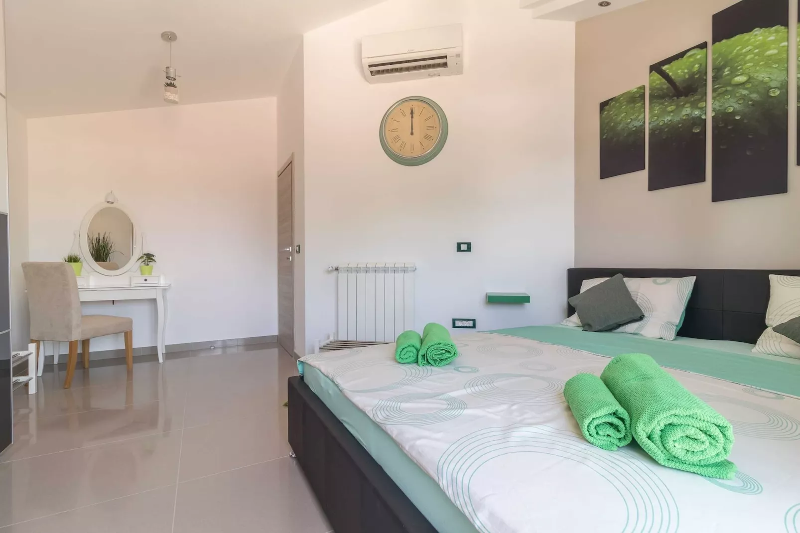 IstraKamen 16+2- Pool, Jacuzzi, Sports-Slaapkamer