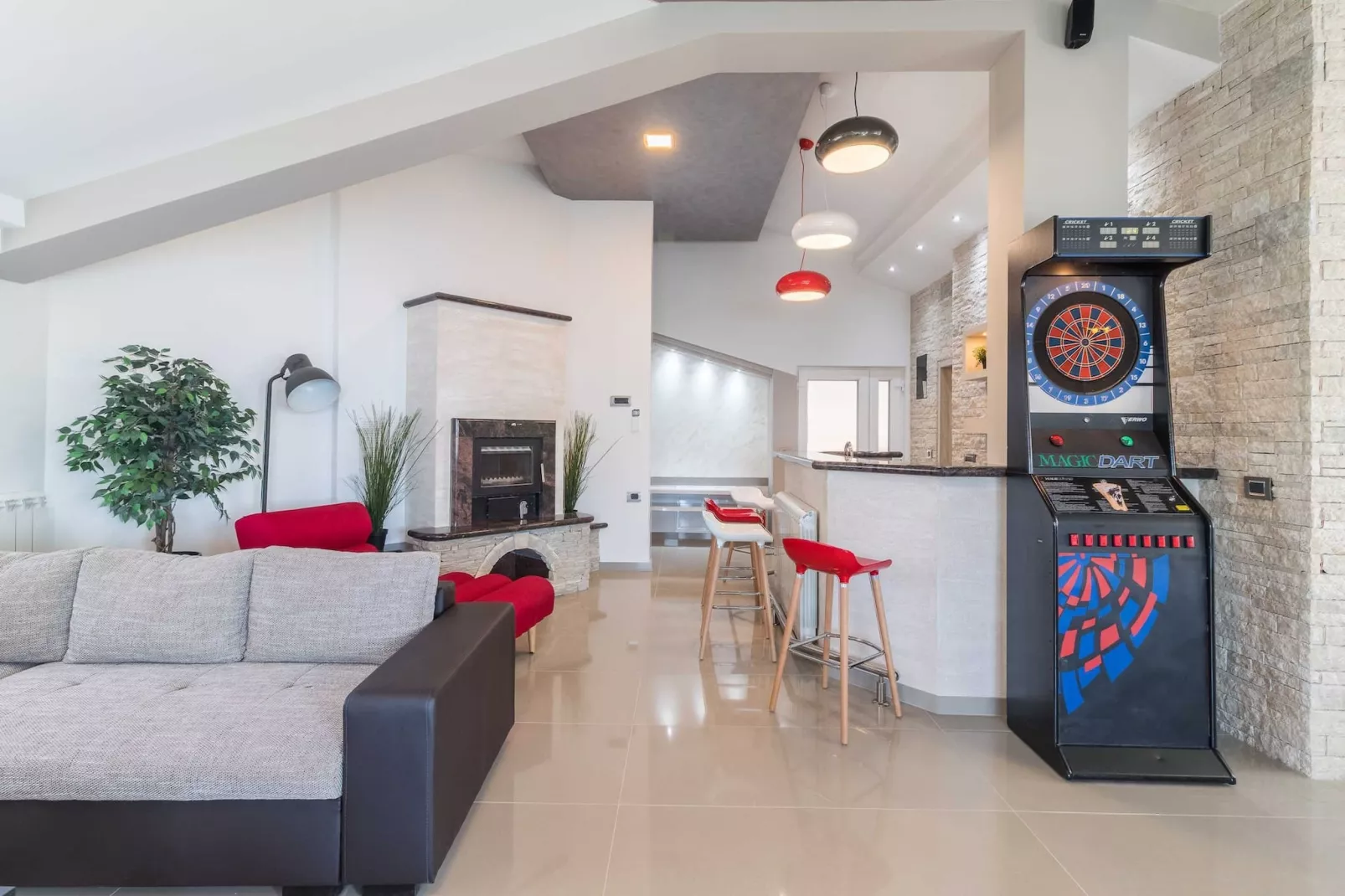 IstraKamen 16+2- Pool, Jacuzzi, Sports-Recreatieruimte