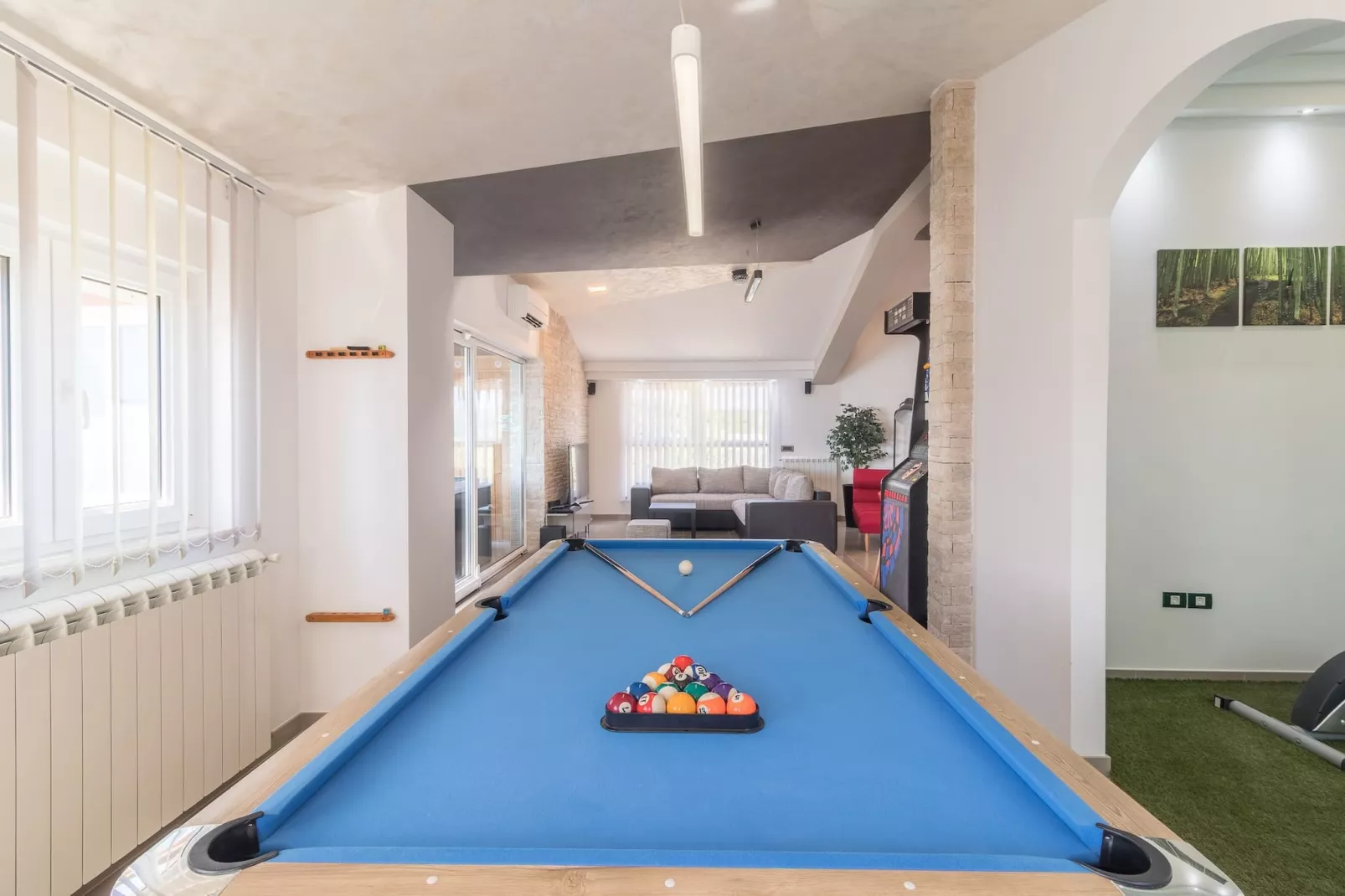IstraKamen 16+2- Pool, Jacuzzi, Sports-Faciliteiten