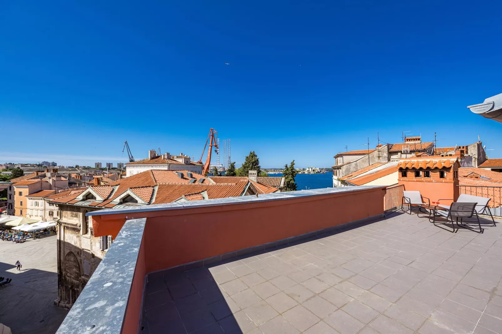 Capitolina Studio Apartment-Terrasbalkon
