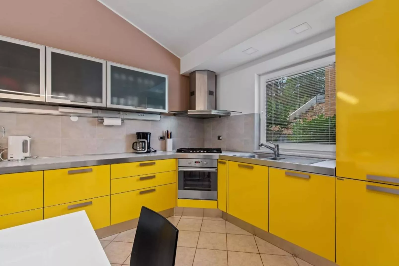 Villa Vintiana - Private Pool, Six Bedrooms-Keuken