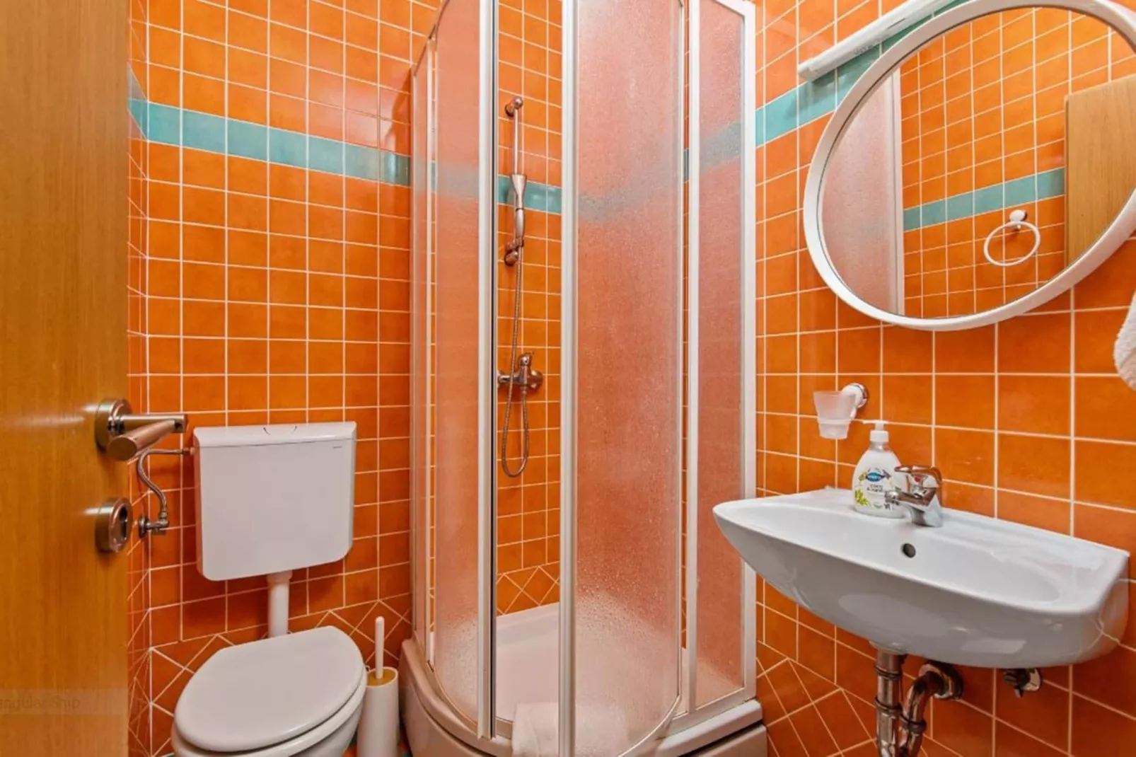 Villa Vintiana - Private Pool, Six Bedrooms-Badkamer