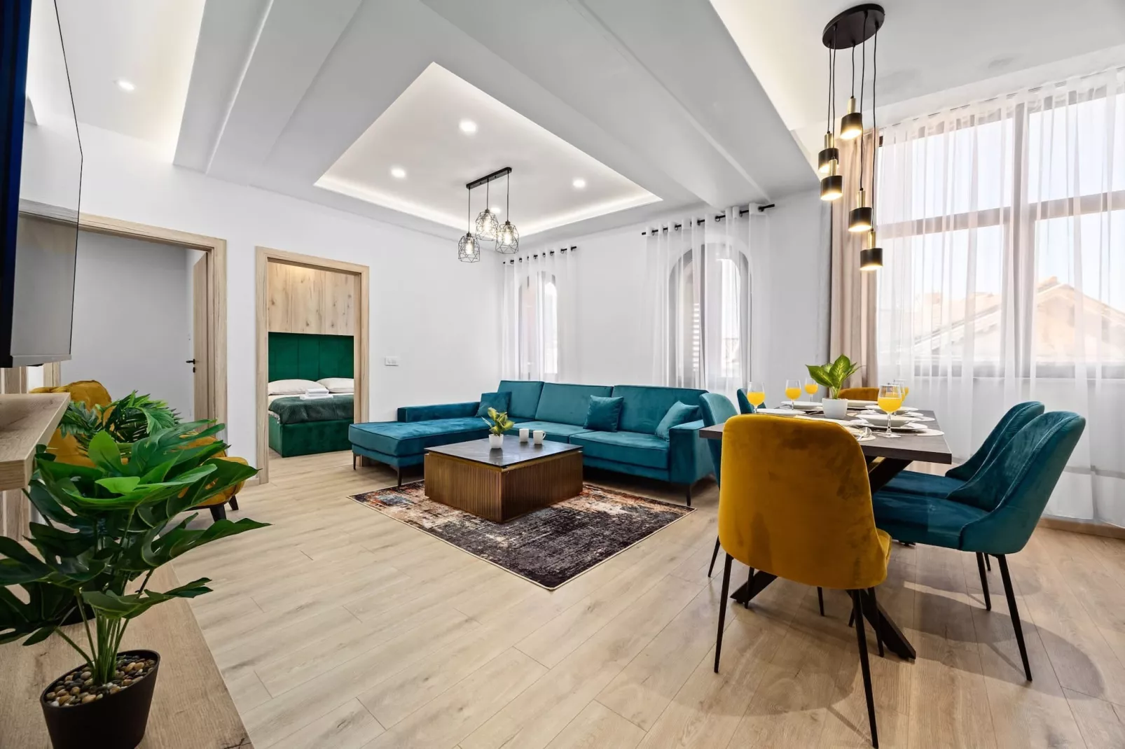 Capitolina Two Bedroom Apartment-Woonkamer