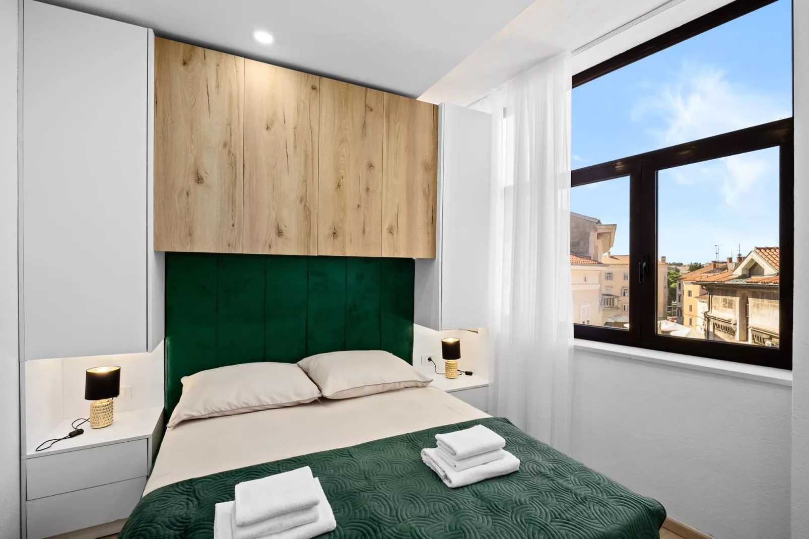 Capitolina Two Bedroom Apartment-Slaapkamer