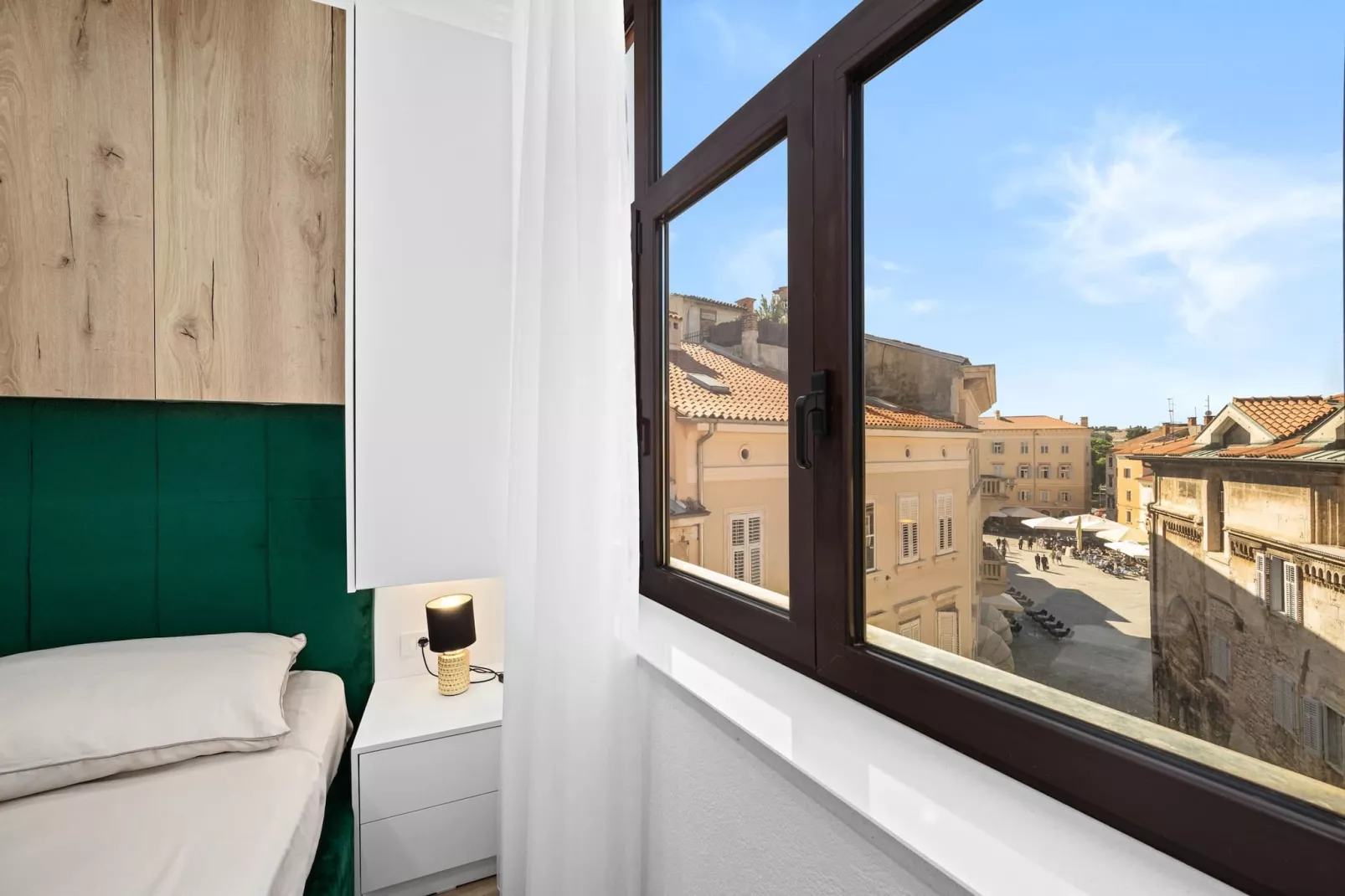 Capitolina Two Bedroom Apartment-Slaapkamer