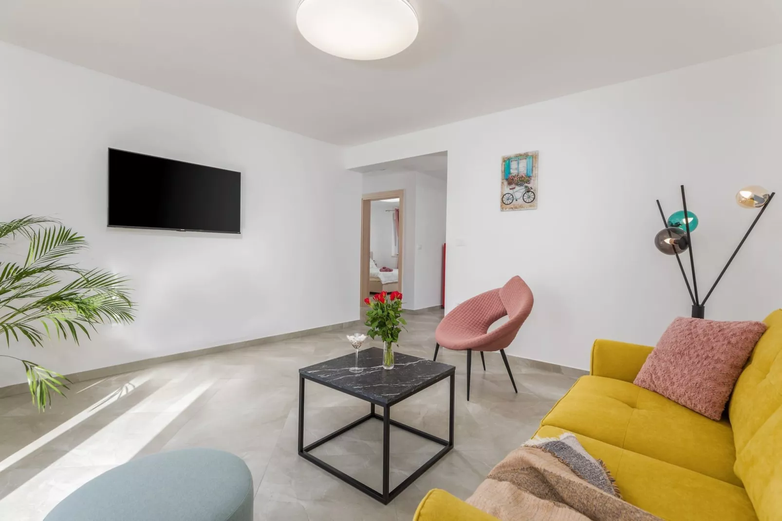 Villa Berg II - Pool, Game Room, Trampoline-Woonkamer