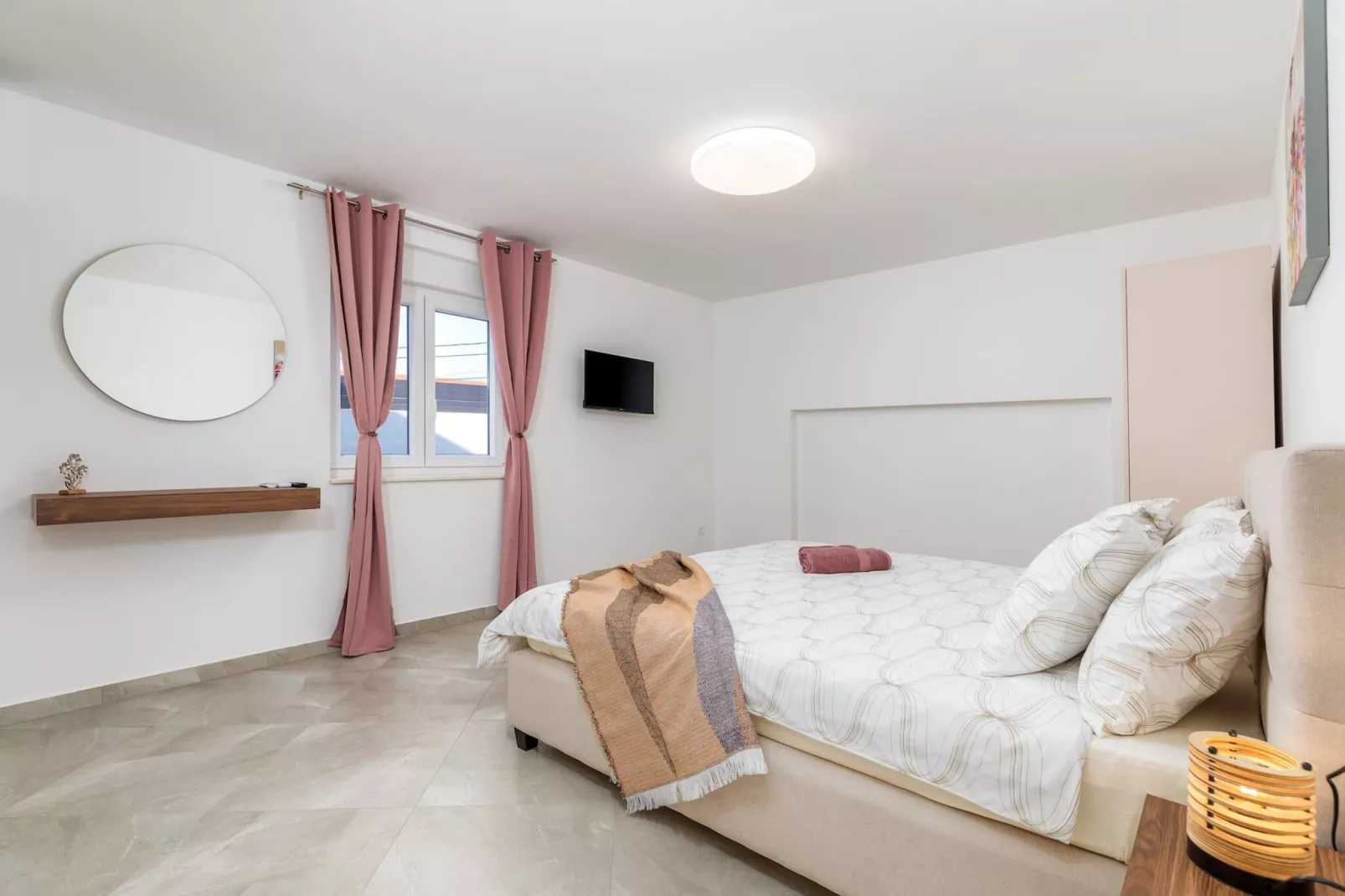 Villa Berg II - Pool, Game Room, Trampoline-Slaapkamer