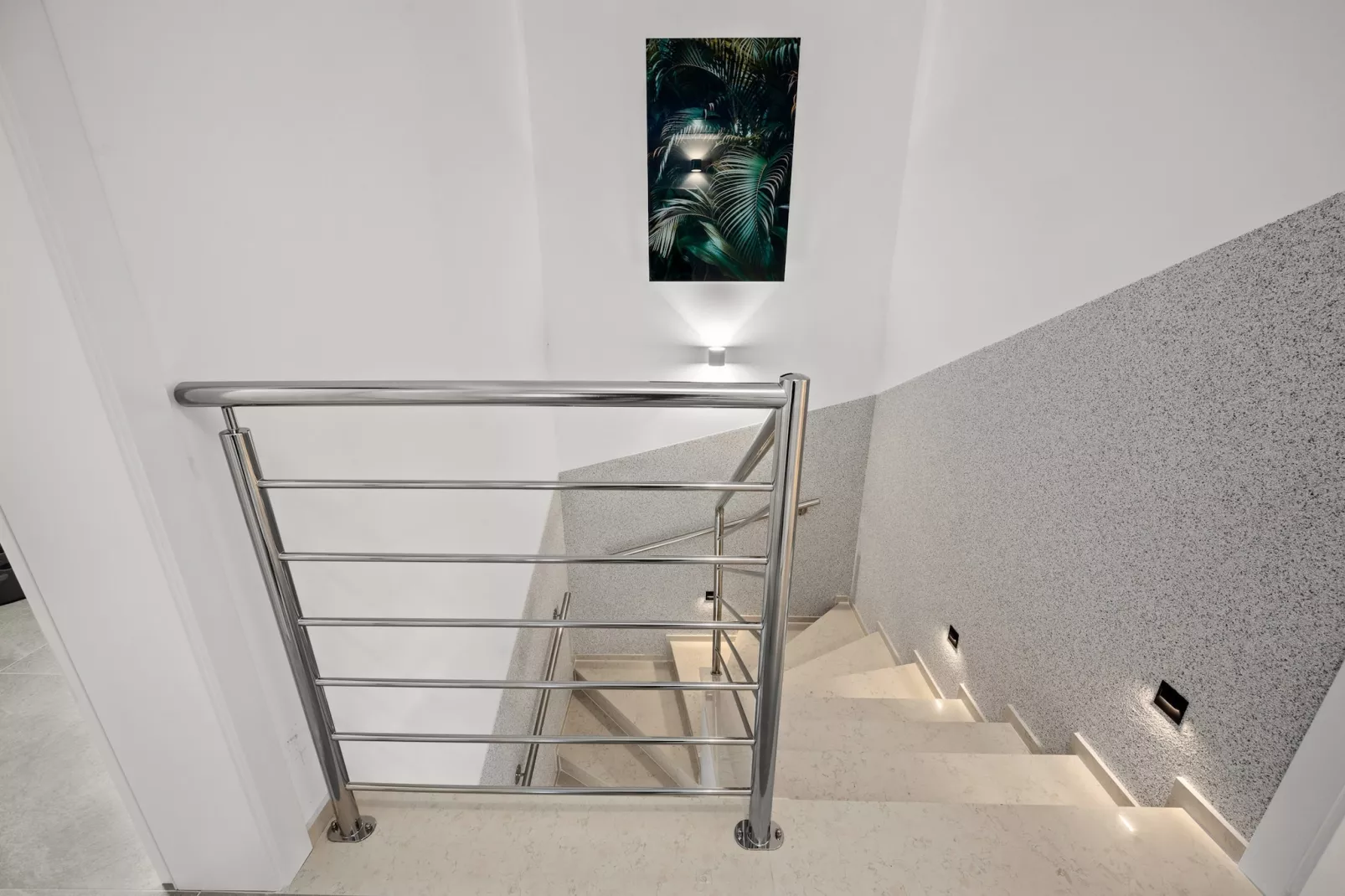Villa Polaris - Luxurious Vacation Oasis-Overloop