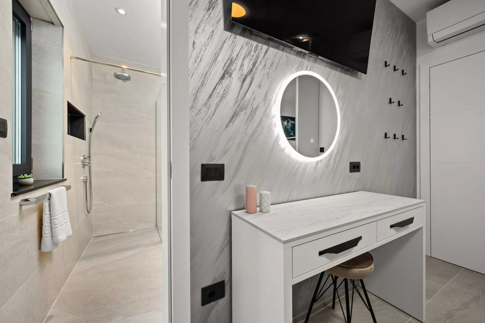 Villa Polaris - Luxurious Vacation Oasis-Slaapkamer
