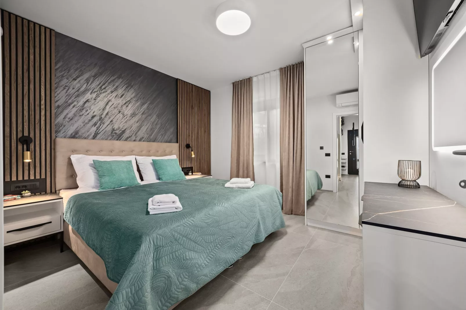 Villa Polaris - Luxurious Vacation Oasis-Slaapkamer