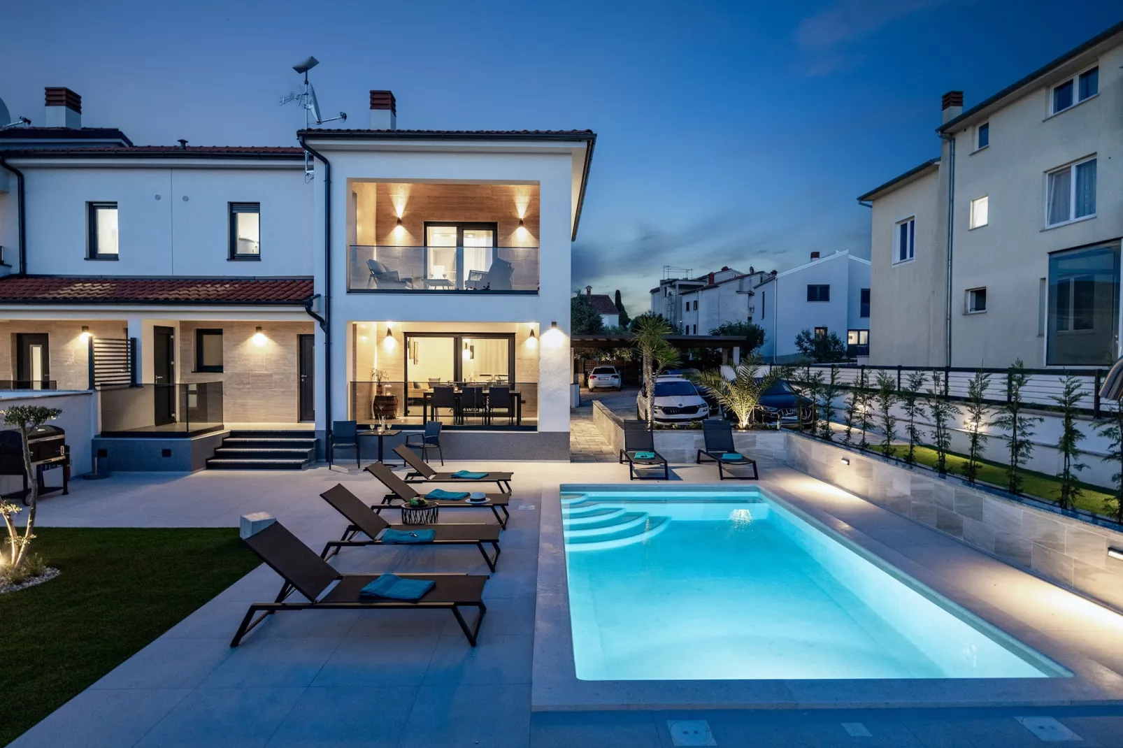 Villa Polaris - Luxurious Vacation Oasis-Buitenlucht