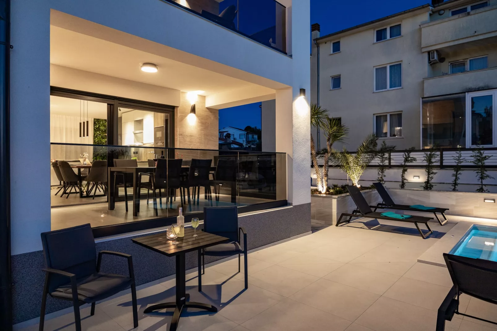 Villa Polaris - Luxurious Vacation Oasis-Terras