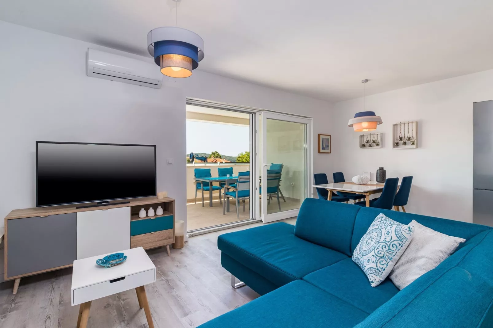 Pool Apartment Sax with Sea View (Private Pool)-Woonkamer