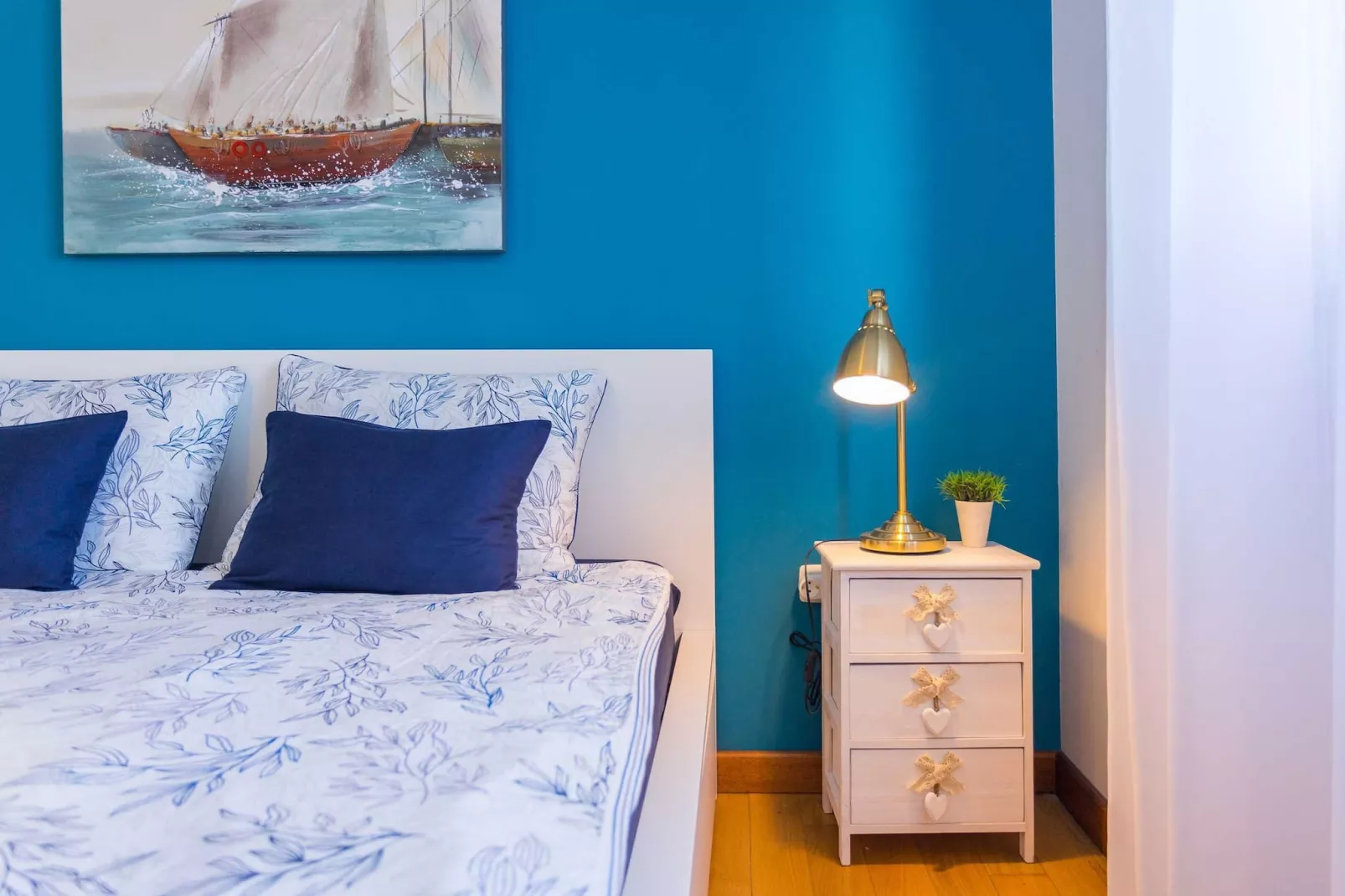 Cesare 1 - Modern Apartment with Shared Pool-Slaapkamer