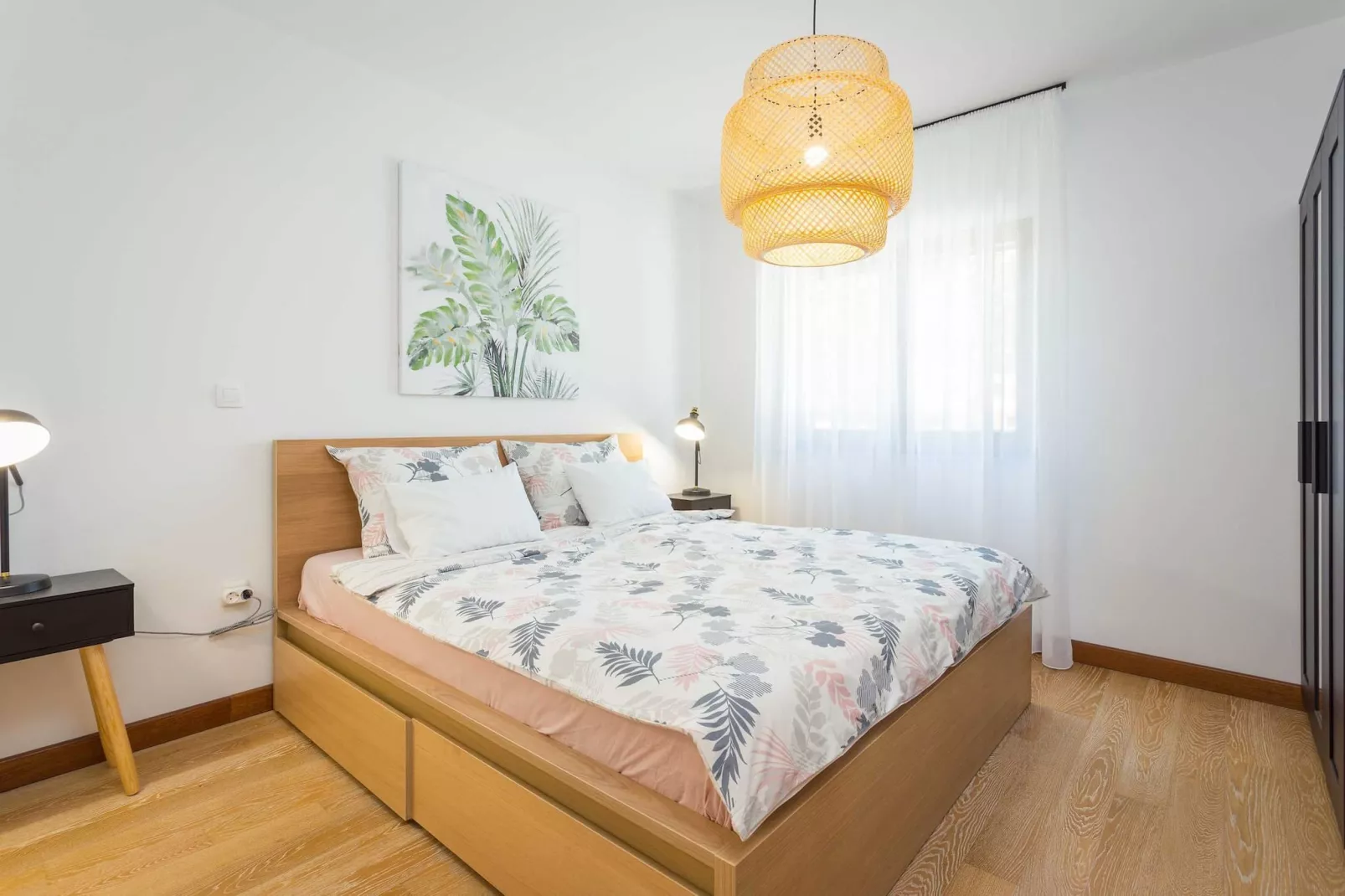 Cesare 3 - Modern Apartment with Shared Pool-Slaapkamer