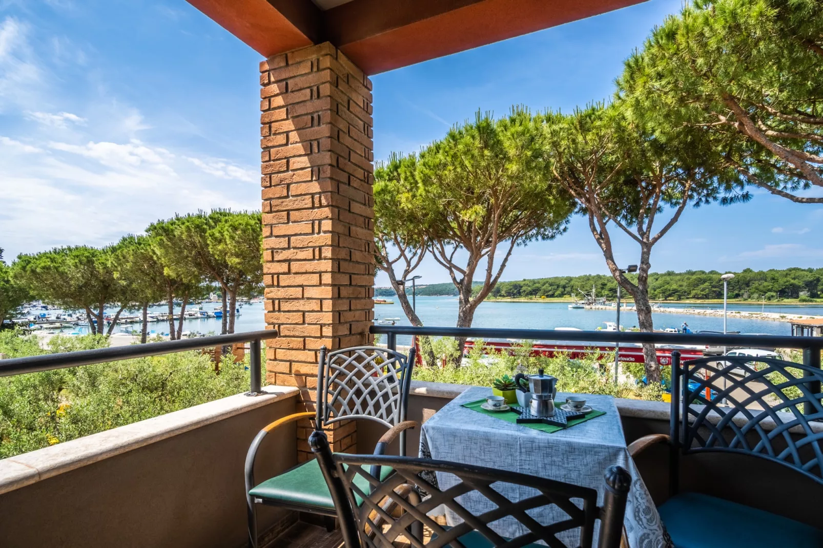 Oliveto - Apartment Lavanda with Sea View-Terrasbalkon