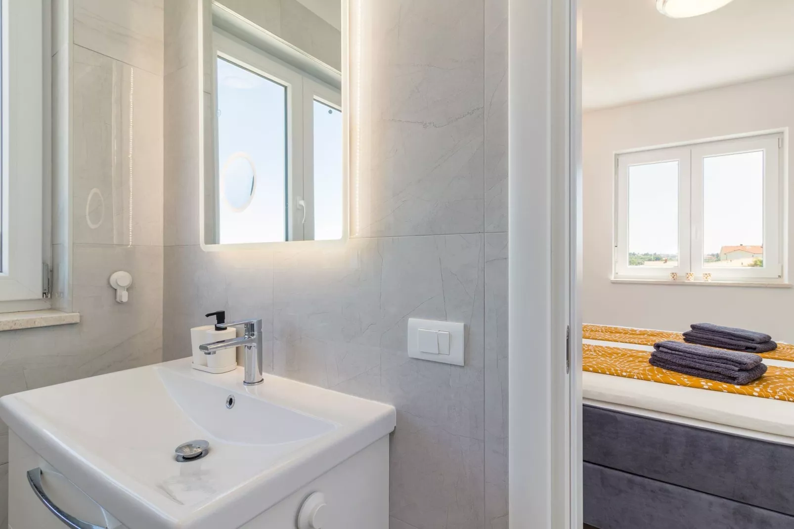 Penthouse Sax with Sea View-Badkamer