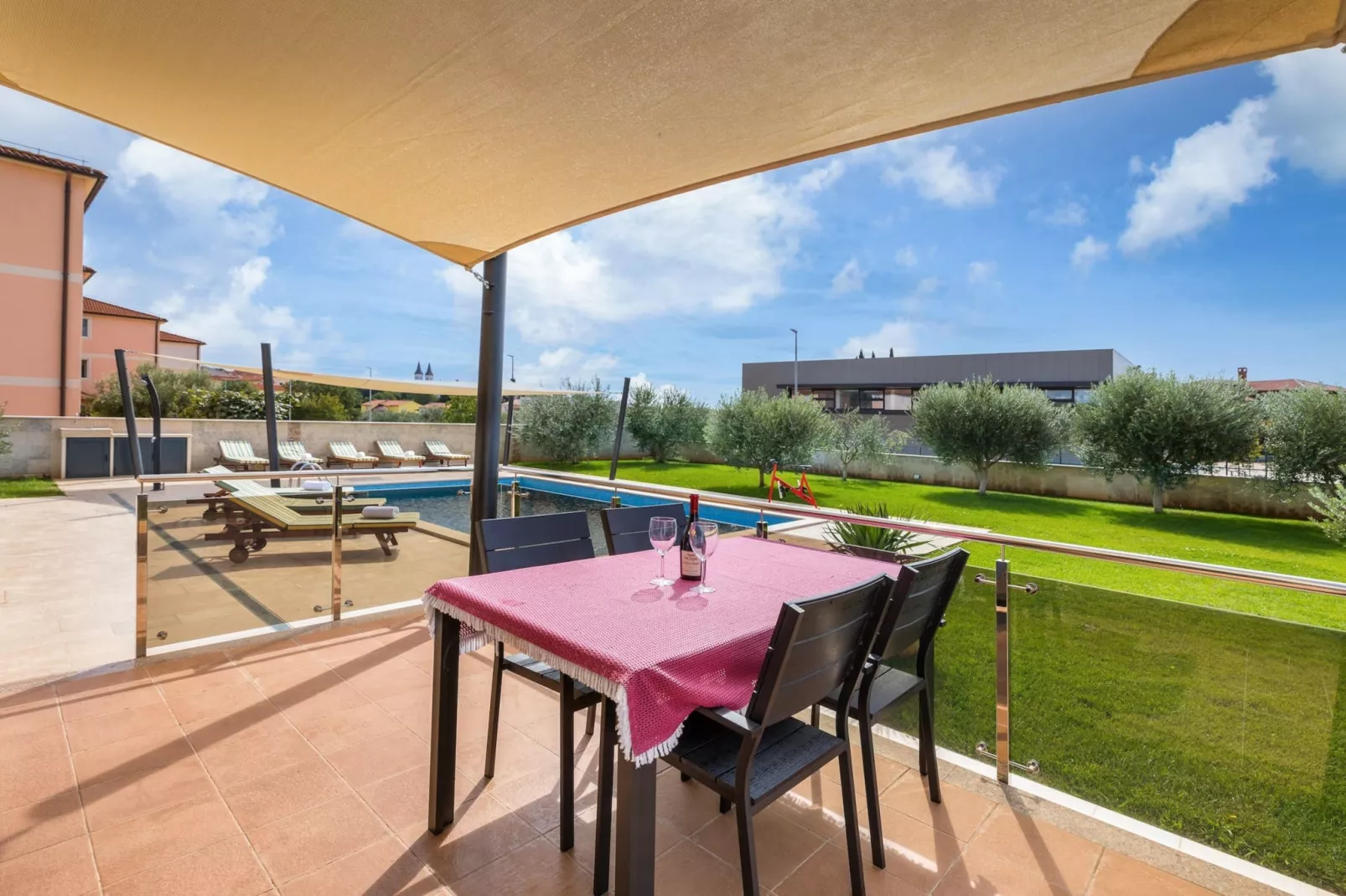 Villa Gigetto with Private Pool and Big Garden-Terras