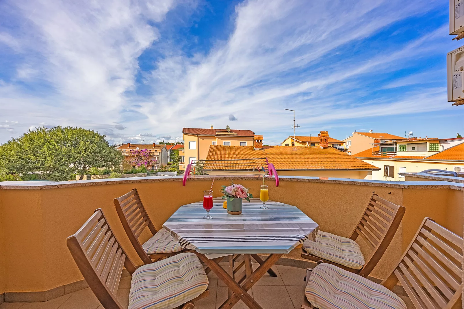 Mijic Studio 2 - 250 m to the Beach-Terrasbalkon