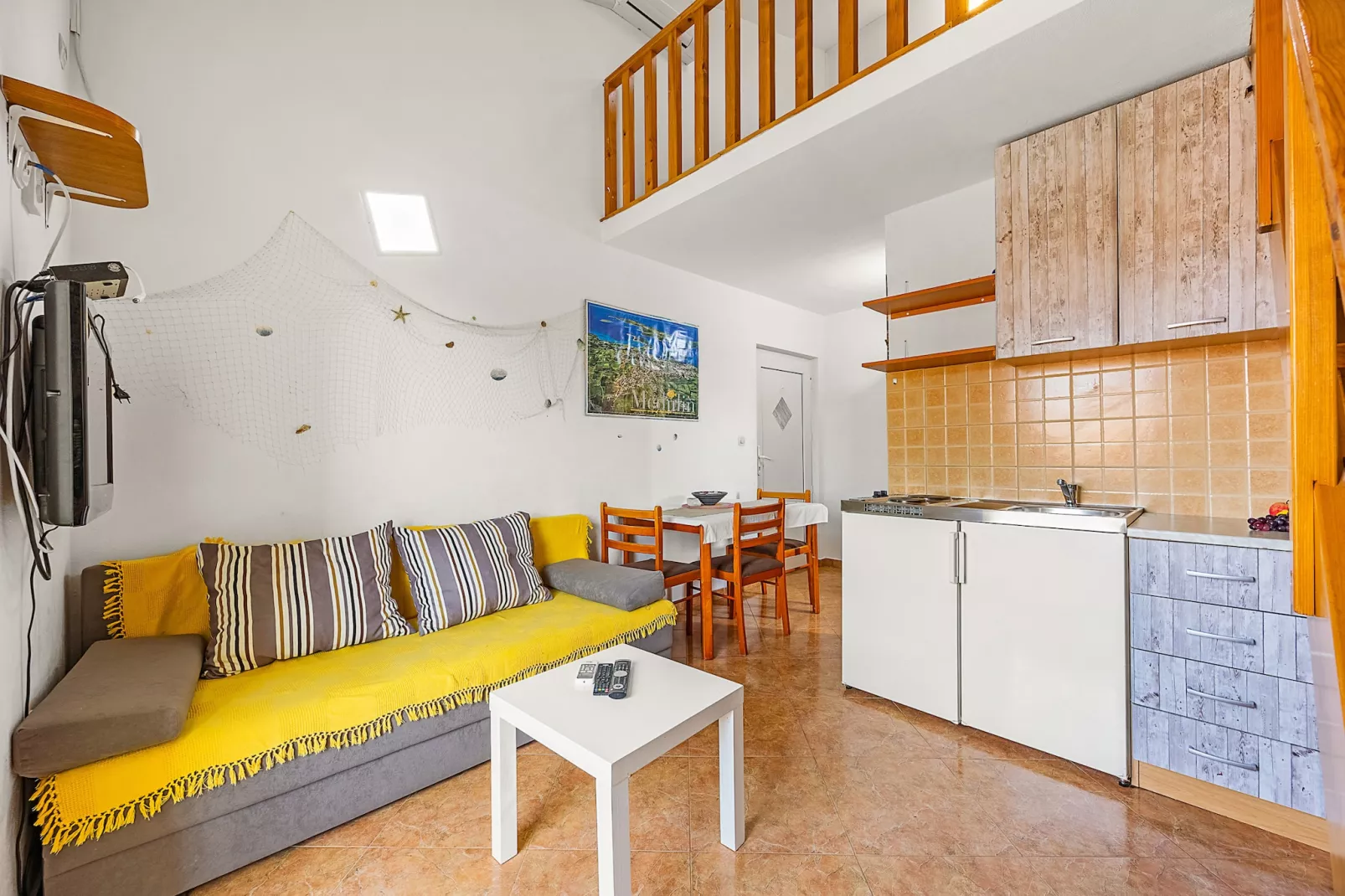 Mijic Studio 2 - 250 m to the Beach-Keuken