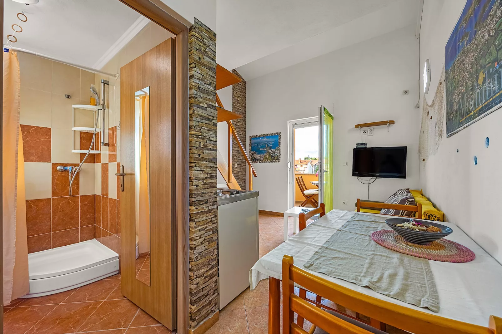 Mijic Studio 2 - 250 m to the Beach-Badkamer
